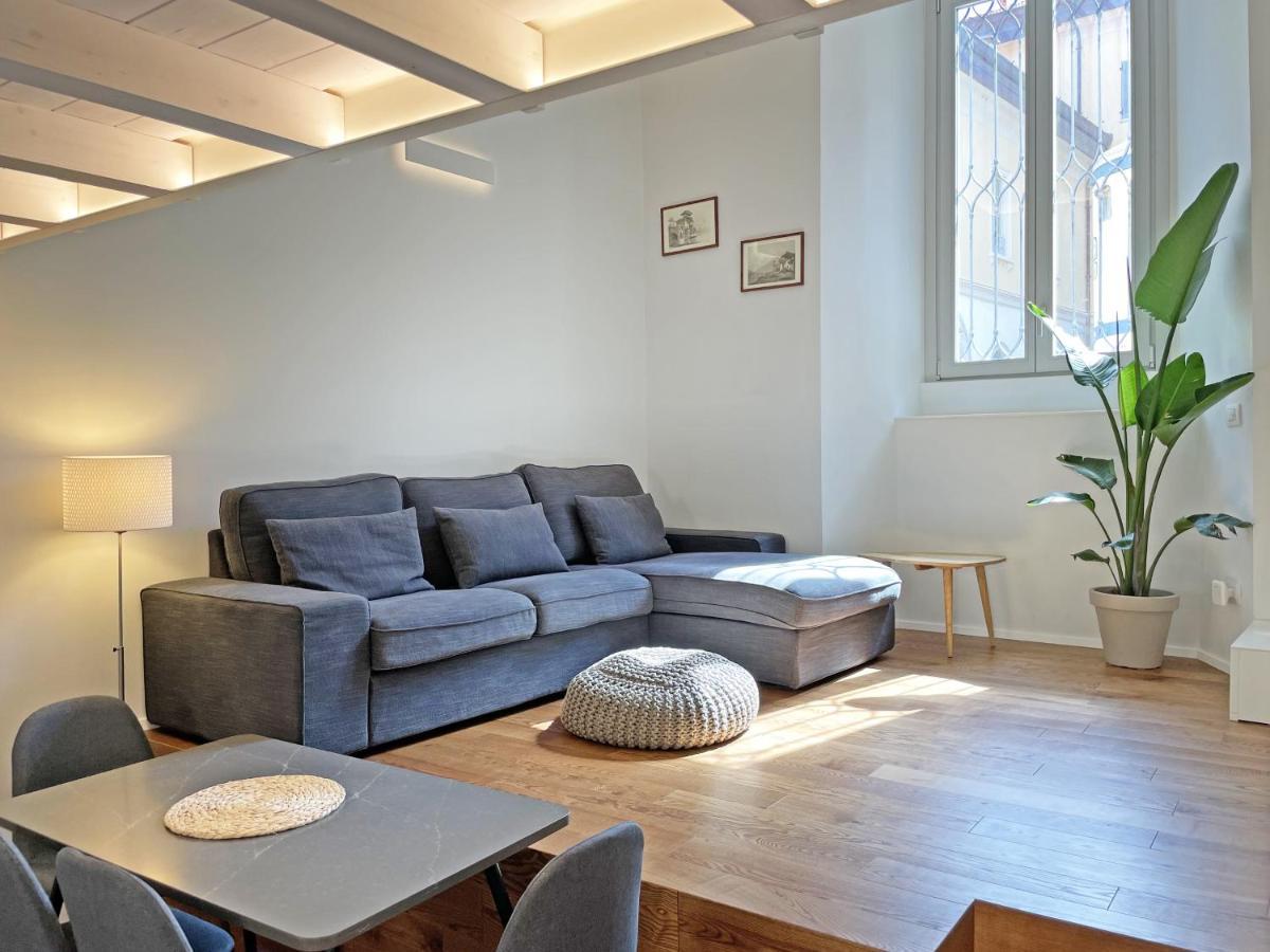 "La Portineria" Charming Apartment Old Town Como Lake Ngoại thất bức ảnh