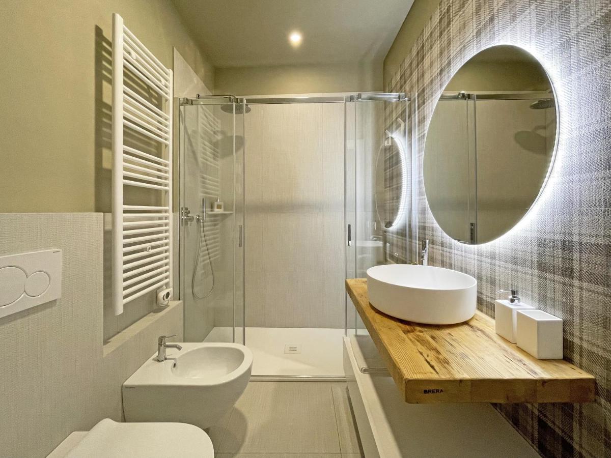 "La Portineria" Charming Apartment Old Town Como Lake Ngoại thất bức ảnh